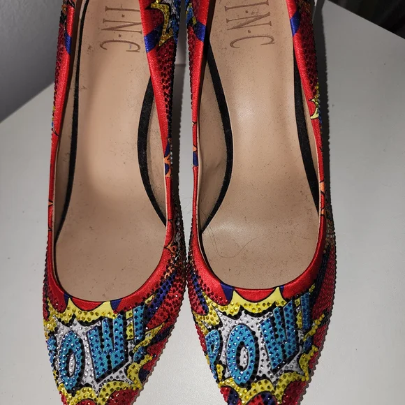 INC International Concepts Red Comic-Print Pointed-Toe Crystal Heels - Picture 5 of 12
